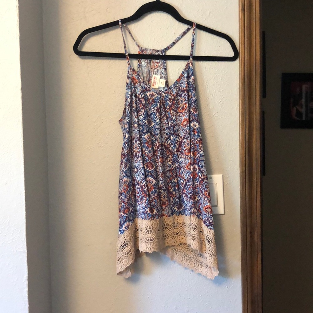Designed tank top